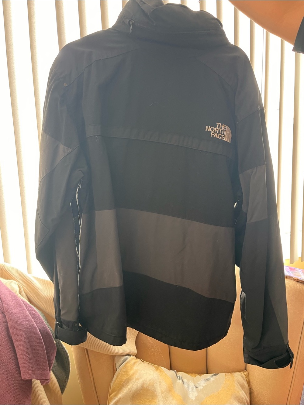 The North Face Men’s Steep Tech Black Jacket with Gray Panels - Picture 4 of 6